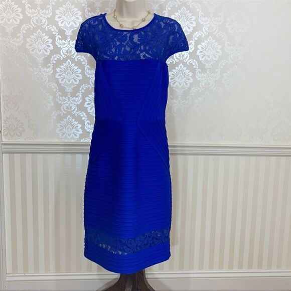 Tadashi Shoji Pintuck Paneled Sheath Dress in Royal Blue M - Picture 3 of 10
